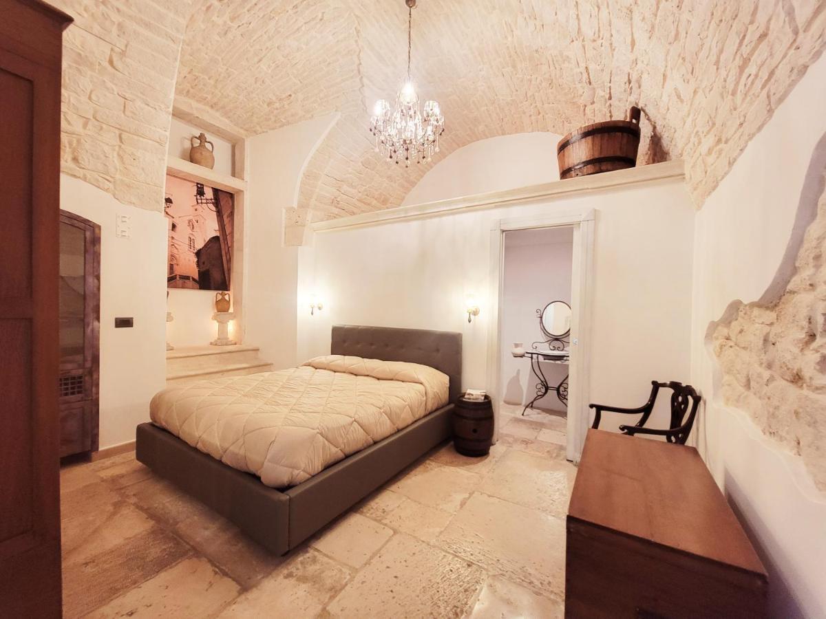 Giovinazzo Historic Apulia Old Town Stone House With Private Patio Apartment Exterior photo